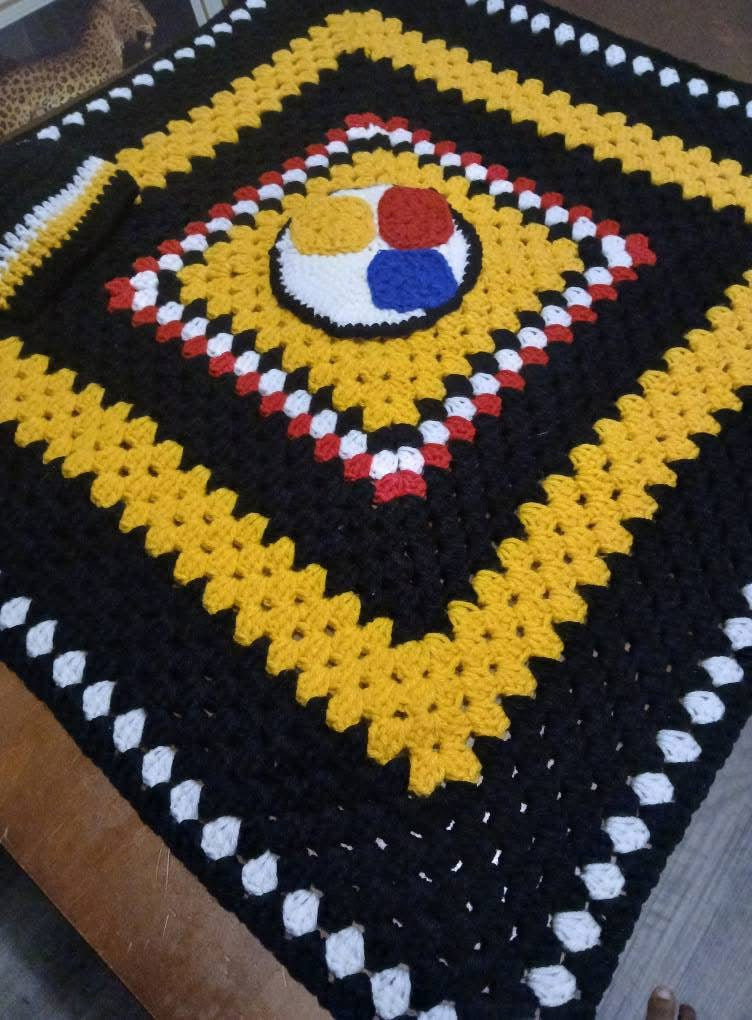 🏈 Steel City Spirit Blanket